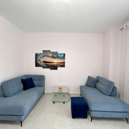 Beachfront With Hotel Facilities Vlore Bagian luar foto